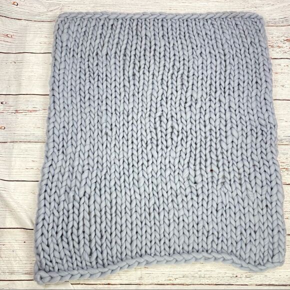 Blue Gray Arm Knit Throw Blanket - Picture 3 of 5